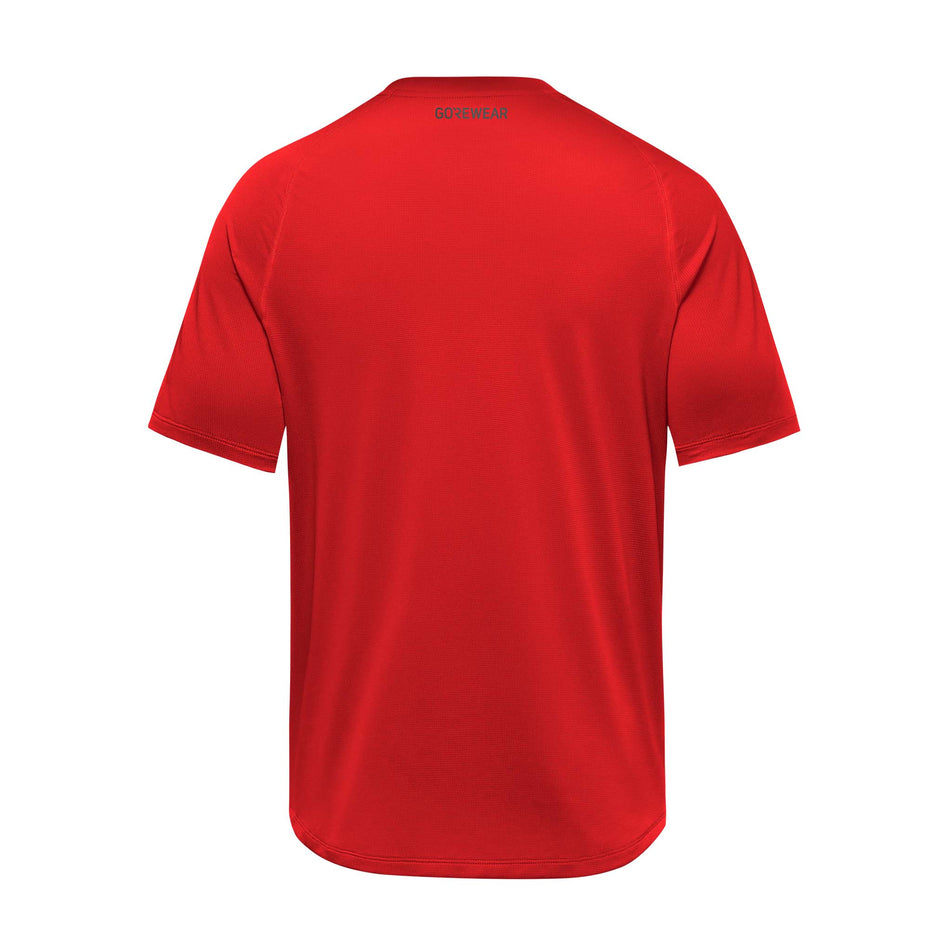 The back of the GOREWEAR Men's Everyday Tee in the Lab Red colourway. (8608738705570)