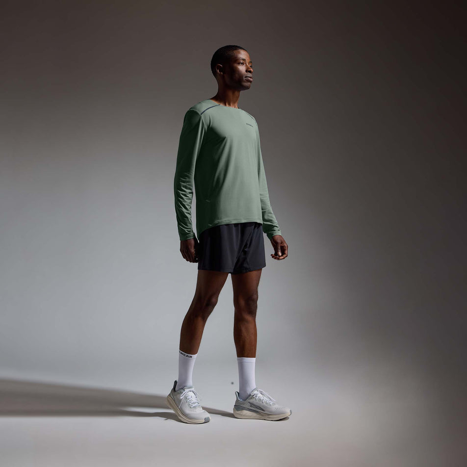 Front view of the GOREWEAR Men's Contest 2.0 Long Sleeve Tee in the Slate Green colourway.