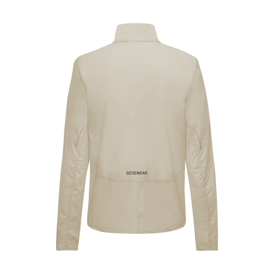 The back of the GOREWEAR Women's Concurve Windbreaker in the Tech Beige colourway. (8604909568162)