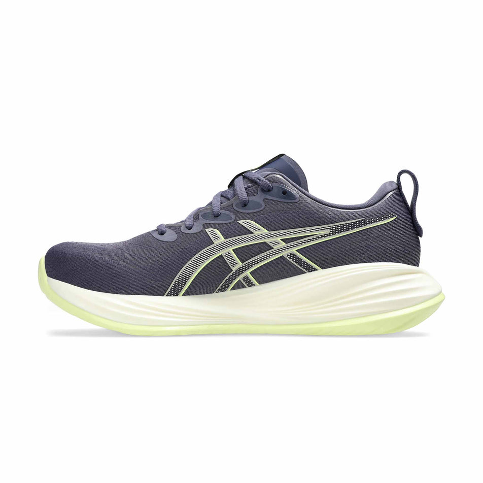 Medial view of the right shoe from a pair of ASICS Men's Gel-Cumulus 27 Running Shoes in the Indigo Fog/Lucid Yellow colourway. (8671220334754)