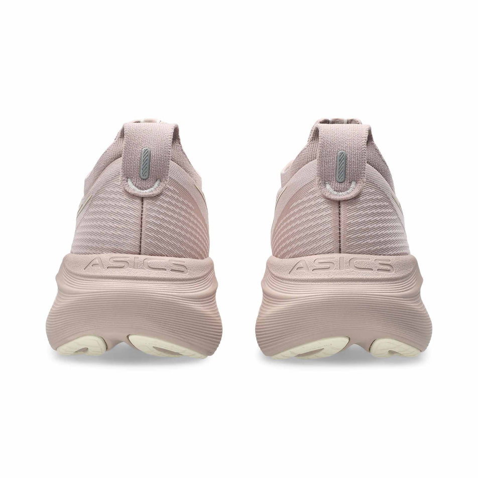 The back of a pair of ASICS Women's Gel-Nimbus 27 Running Shoes in the Fawn/Birch colourway. (8669093331106)
