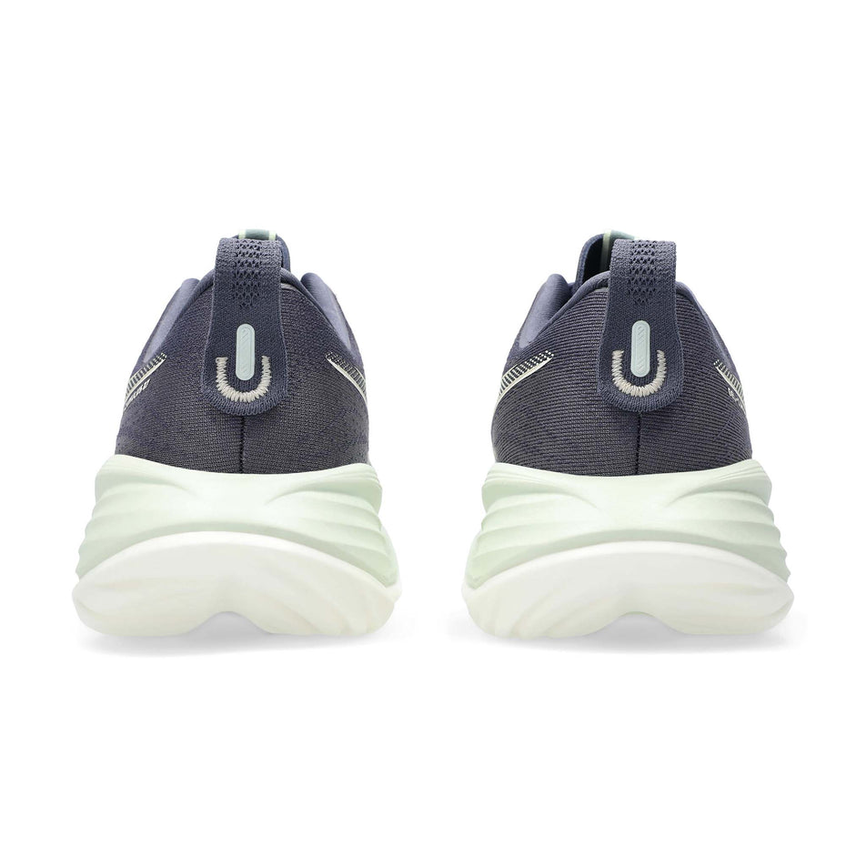 The back of a pair of ASICS Women's Gel-Cumulus 27 Running Shoes in the Indigo Fog/Cream colourway. (8669095657634)