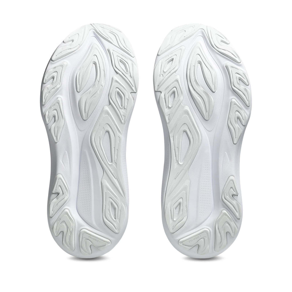 The outsoles of a pair of ASICS Women's GT-2000 14 Running Shoes in the Blue Fade/Indigo Fog colourway. Fog (8680755724450)