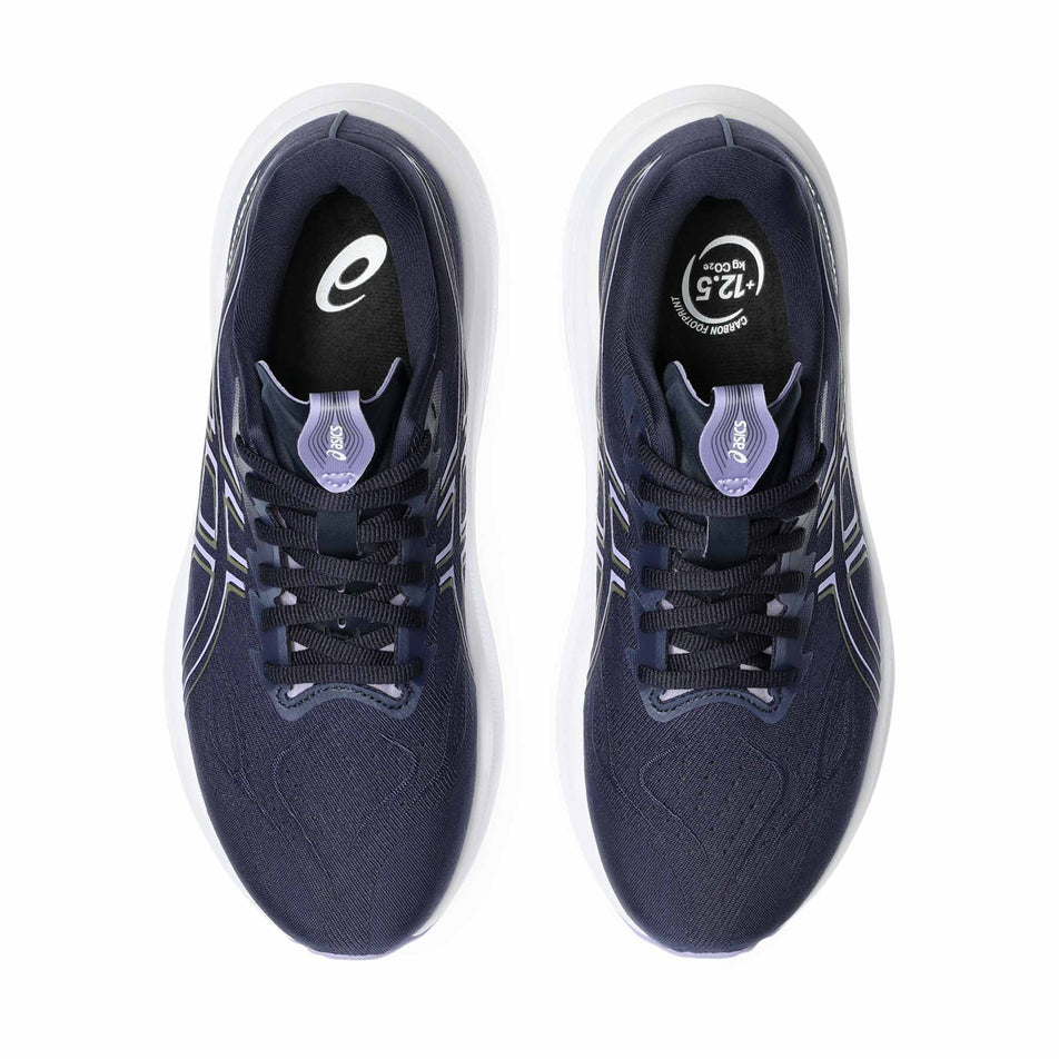 The uppers of a pair of ASICS Women's GT-2000 14 Running Shoes in the Midnight/Bluebell colourway.