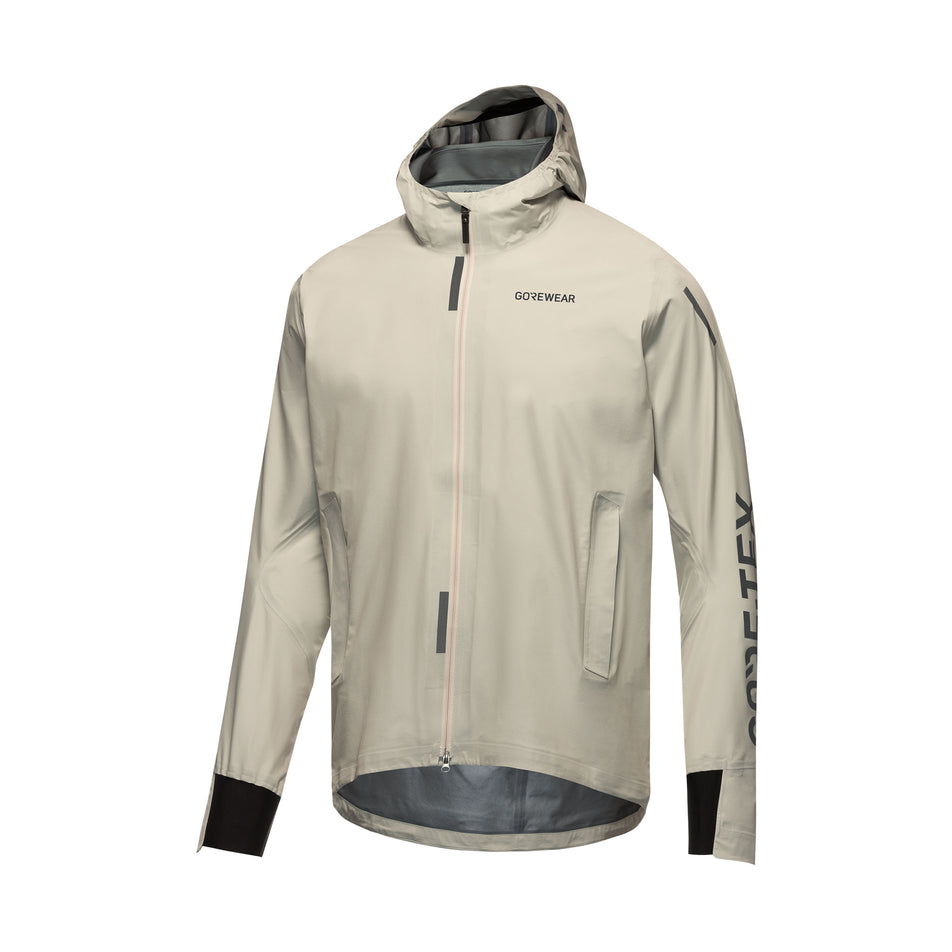 Front view of the GOREWEAR Men's Concurve GORE-TEX Logo Jacket in the Tech Beige/Black colourway. (8751737962658)