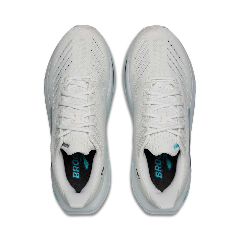 The uppers of a pair of Brooks Men's Glycerin Max 2 Running Shoes in the White/Blue/Spellbound colourway.