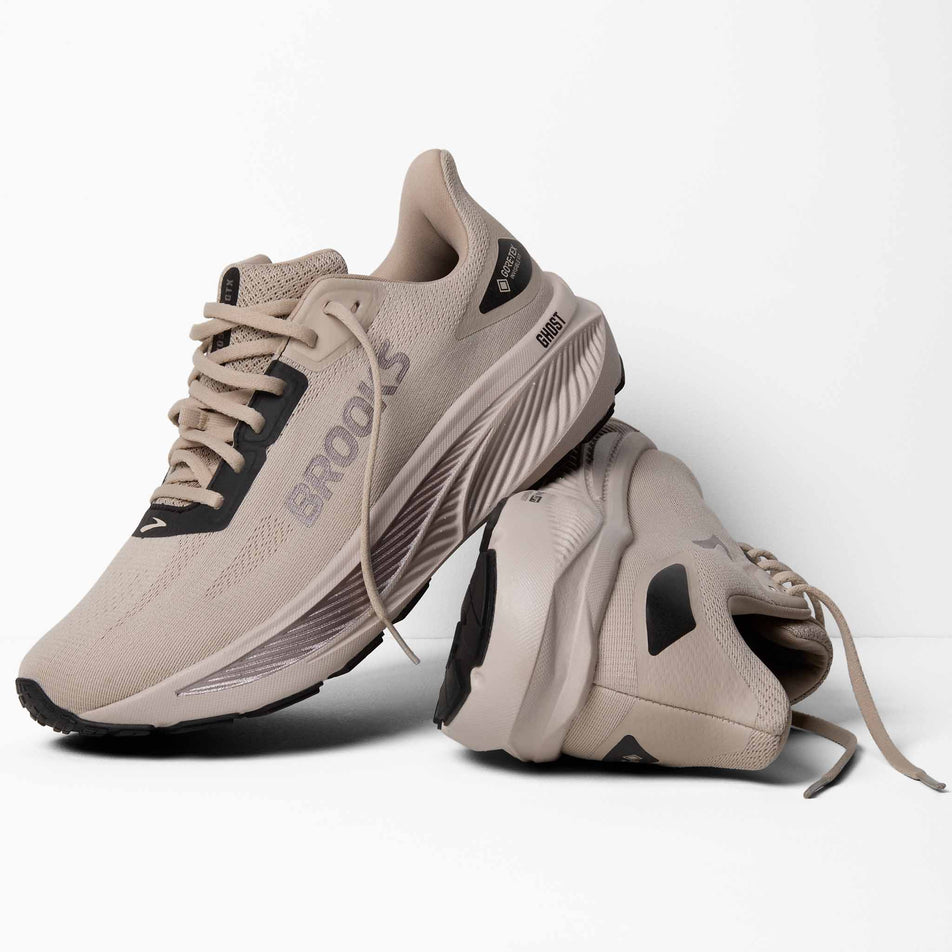 A pair of Brooks Men's Ghost 18 GTX Running Shoes in the Chateau/Black/Metallic colourway.