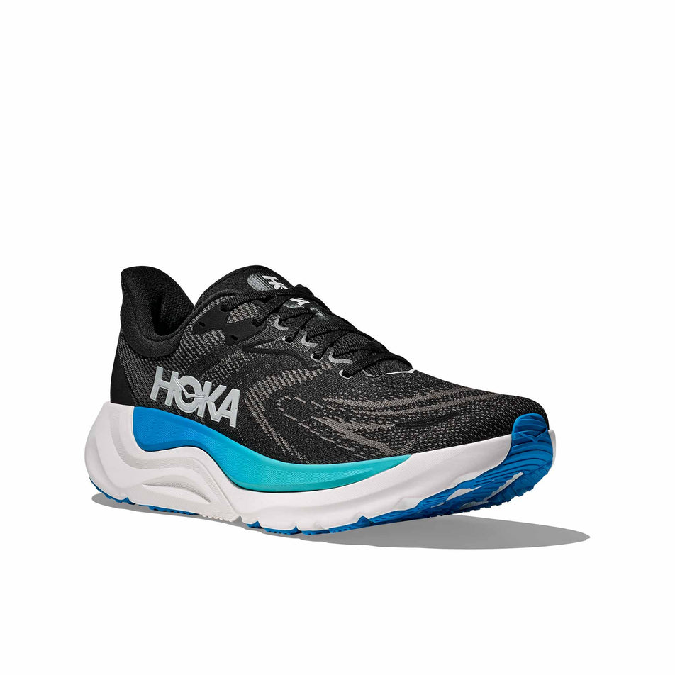 Lateral view of the right shoe from a pair of HOKA Men's Arahi 8 Running Shoes in the Black/Skyward Blue colourway. (8689208328354)