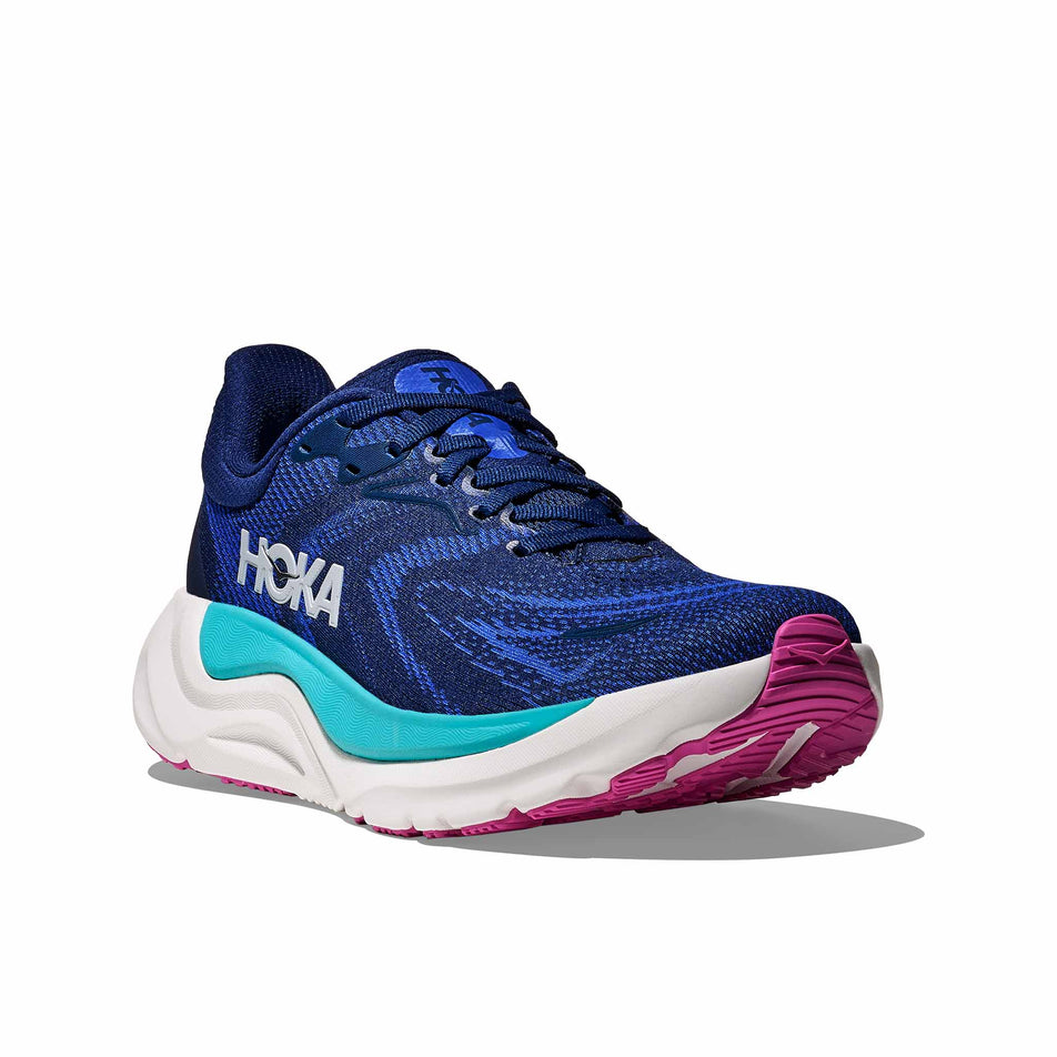 Lateral view of the right shoe from a pair of HOKA Women's Arahi 8 Running Shoes in the Midnight Blue/Ultramarine colourway. (8689290150050)