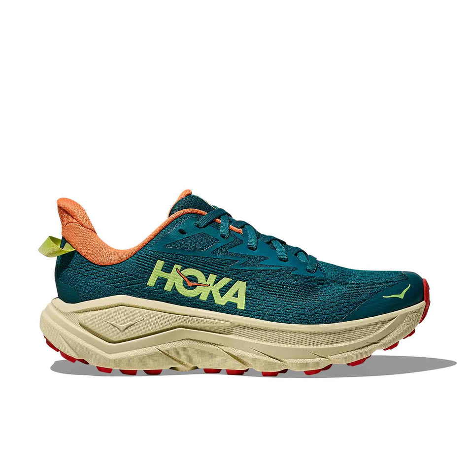 Lateral view of the right shoe from a pair of HOKA Women's Challenger 8 Running Shoes in the Tidal Wave/Pampas Grass colourway.