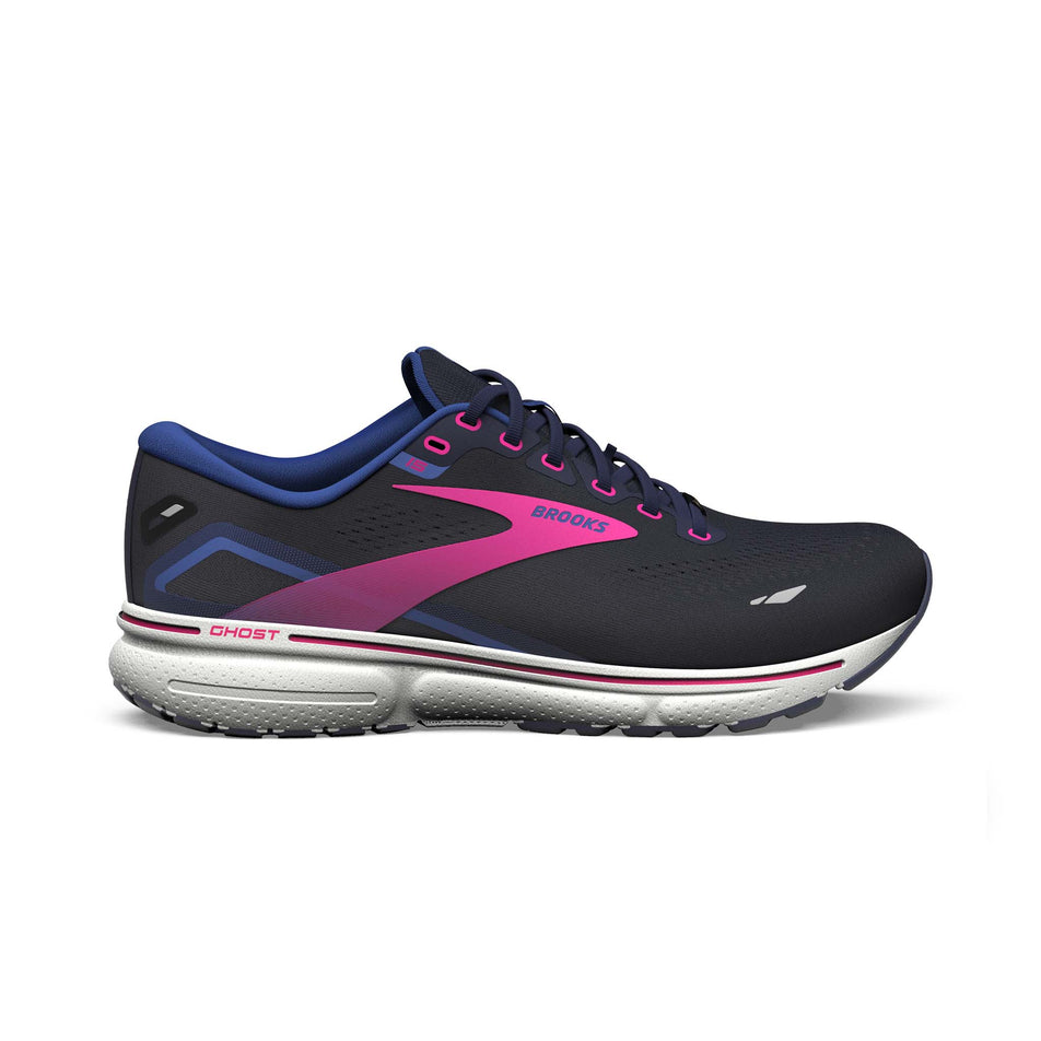 Lateral side of the left shoe from a pair of Brooks Women's Ghost 15 GORE-TEX Running Shoes in the Peacoat/Blue/Pink colourway  (7904410697890)