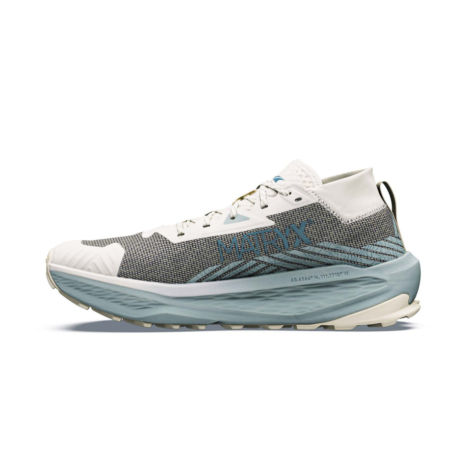 Medial view of the right shoe from a pair of Altra Men's Olympus 275 HILO Trail Running Shoes in the Ultra Grey/Sea Pine/Green Mileu colourway.