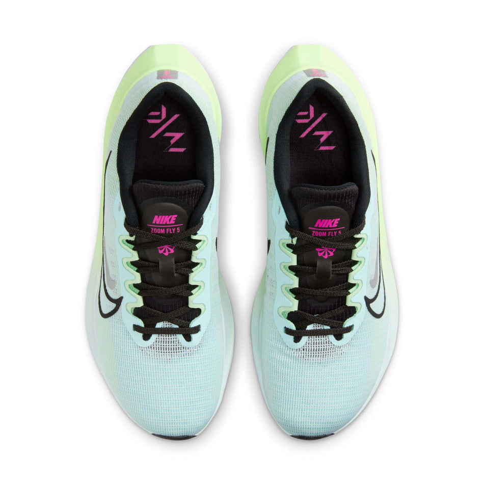 The uppers on a pair of Nike Women's Zoom Fly 5 Road Running Shoes in the Glacier Blue/Black-Vapor Green colourway (8215802085538)