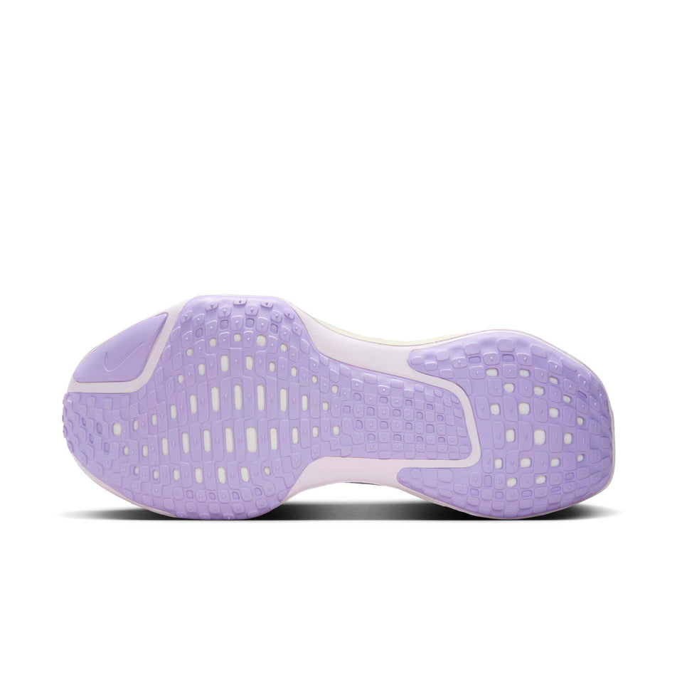 Outsole of the left shoe from a pair of Nike Women's Invincible 3 Road Running Shoes in the Barely Grape/Black-Lilac Bloom-Sail colourway (8215809720482)
