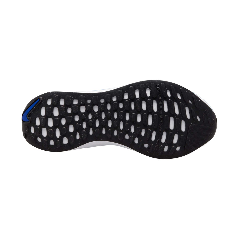 Outsole of the right shoe from a pair of Nike Men's Infinity RN 4 Road Running Shoes in the Black/White-Anthracite-Racer Blue colourway (7979473436834)