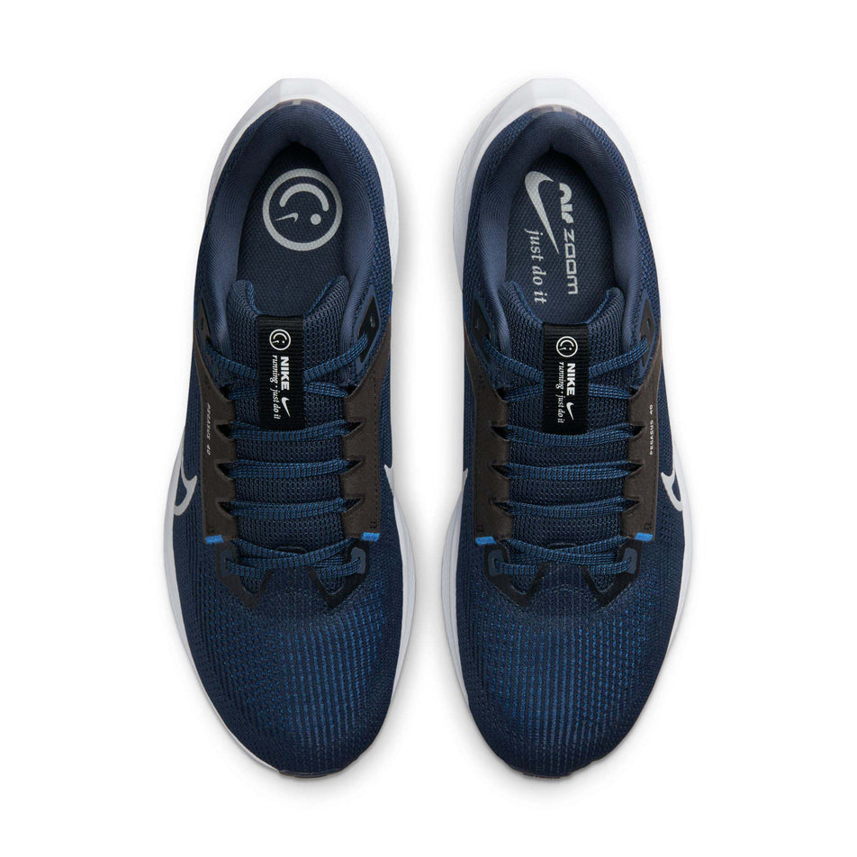 The uppers on a pair of Nike Men's Air Zoom Pegasus 40 Running Shoes in the MIDNIGHT NAVY/PURE PLATINUM-BLACK colourway (7944370815138)
