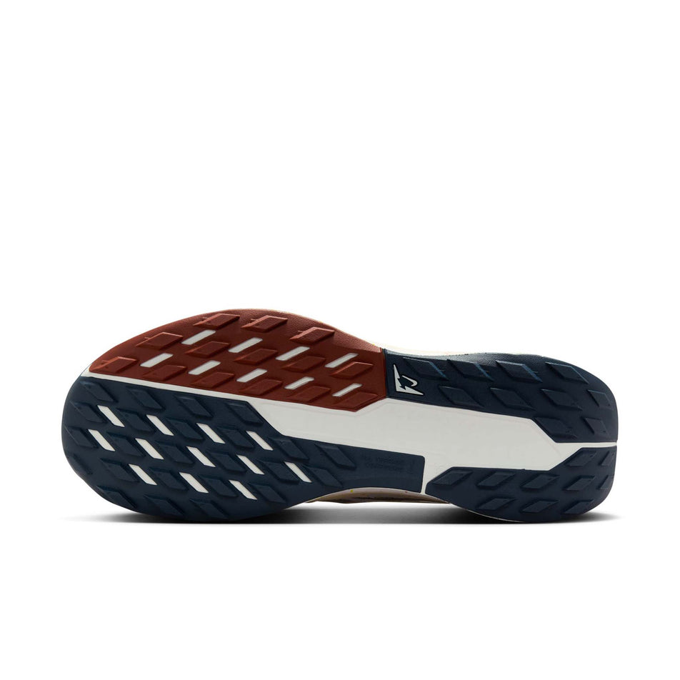 The outsole of the left shoe from a pair of Nike Men's Pegasus Trail 5 Running Shoes in the Summit White/Armory Navy-Football Grey colourway. (8614520684706)