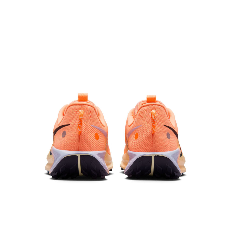 The back of a pair of Nike Men's Pegasus Trail 5 Trail Running Shoes in the Orange Pulse/Black-Ghost-Alabaster colourway. (8754907578530)