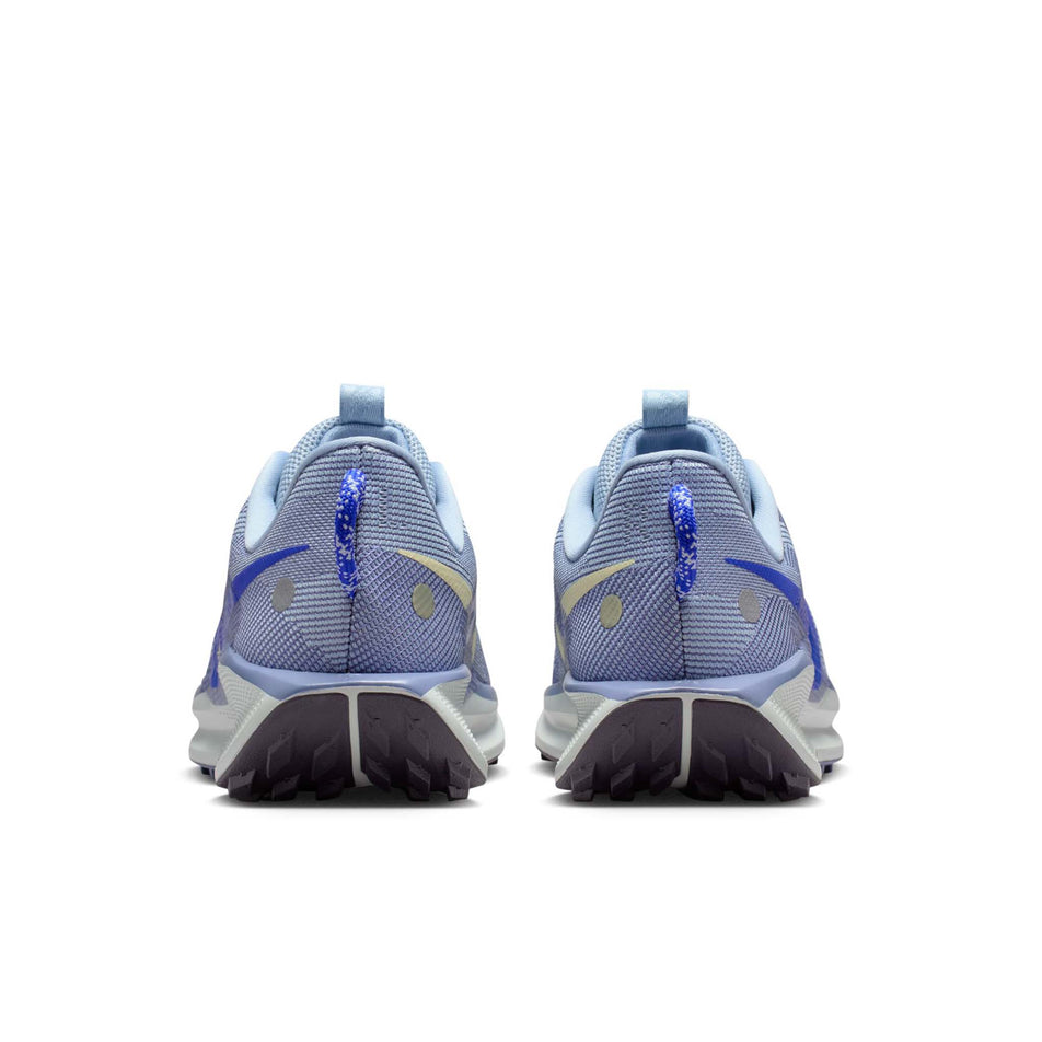 The back of a pair of Nike Women's Pegasus Trail 5 Trail Running Shoes in the Light Armory Blue/Racer Blue-World Indigo colourway. (8756168294562)