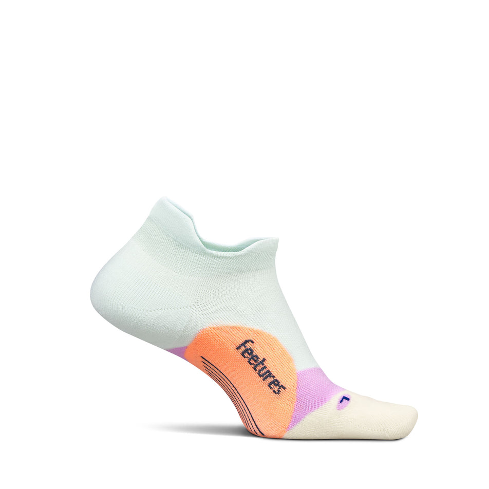 Medial view of the left sock from a pair of Feetures Unisex Elite Light Cushion No Show Tab in the Crisp Mint colourway. (8739698901154)