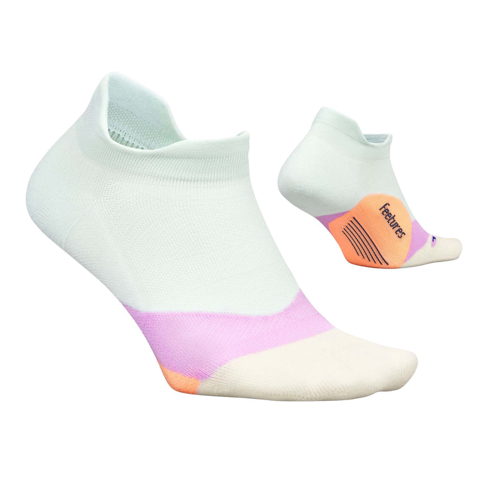 A pair of Feetures Unisex Elite Light Cushion No Show Tab in the Crisp Mint colourway. (8739698901154)