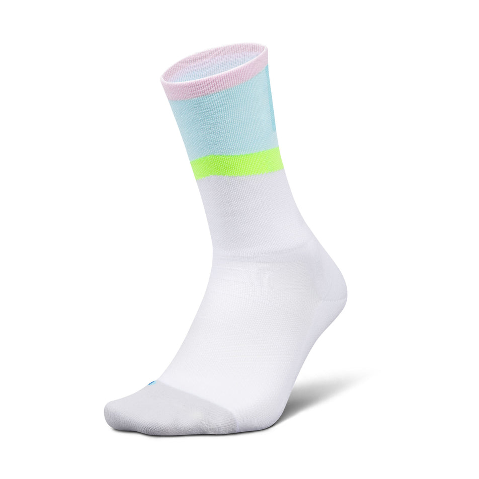Lateral view of the left sock from a pair of Feetures Unisex Elite Light Cushion Mini Crew in the Candy Court colourway.
