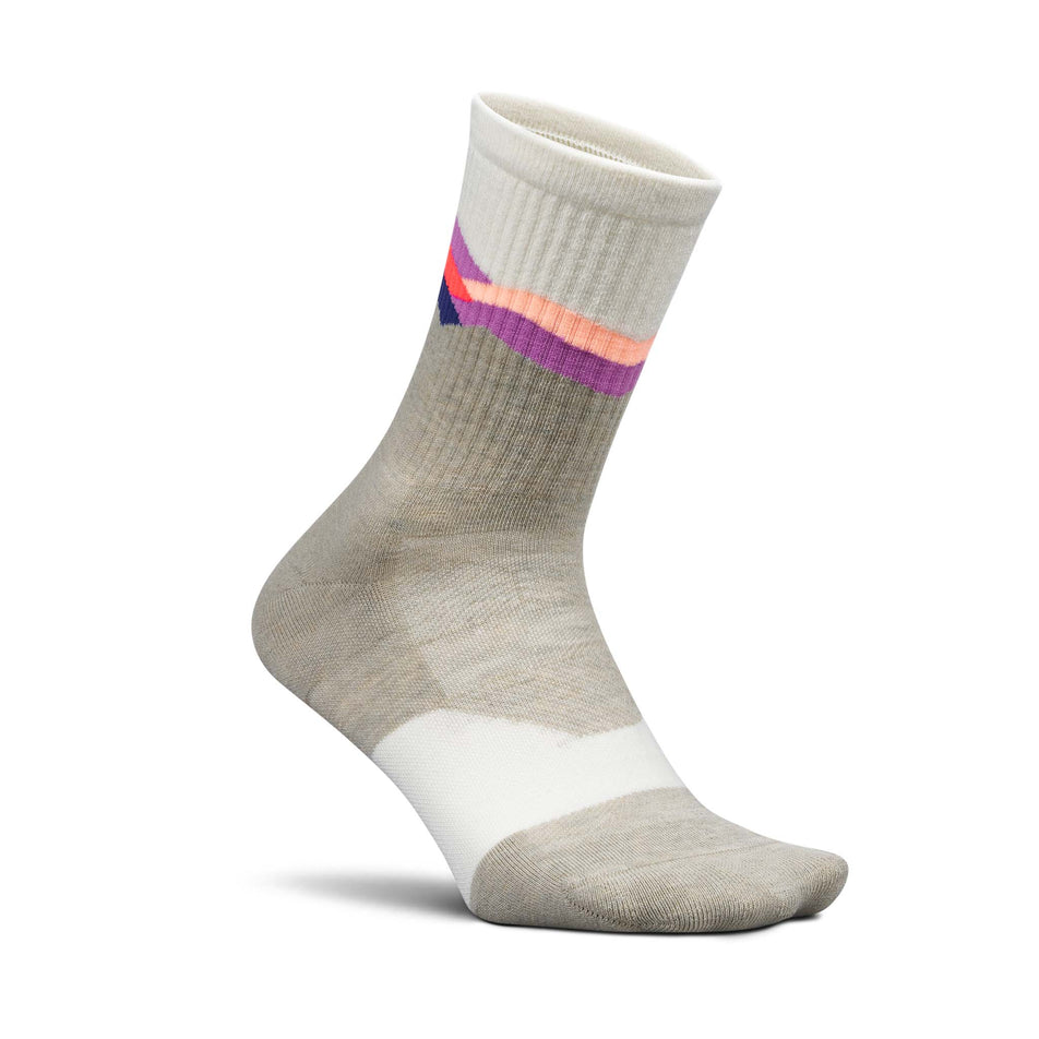 Lateral view of the right sock from a pair of Feetures Unisex Trail Max Cushion Mini Crew in the Mountain High Cream colourway.