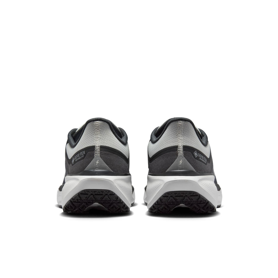 The back of a pair of Nike Men's Pegasus 41 GORE-TEX Road Running Shoes in the Black/Summit White-Anthracite-Iron Grey colourway. (8754793185442)