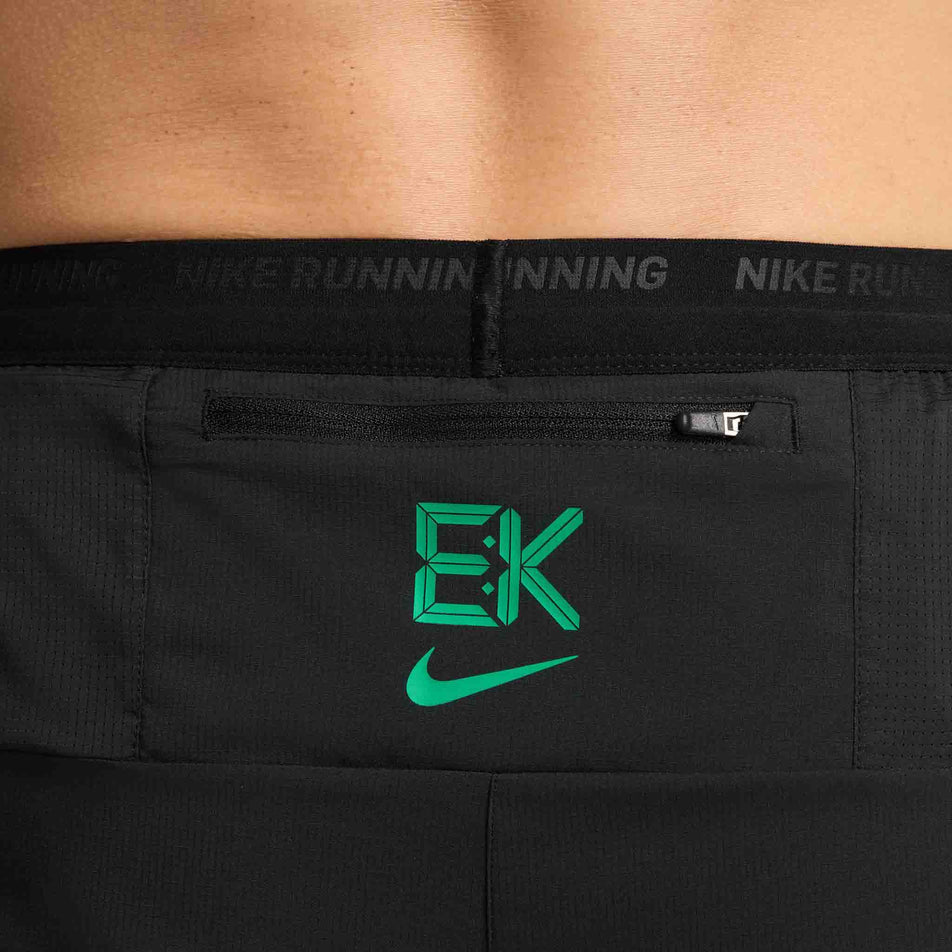 The zippered pocket on the back of the Nike Men's Dri-FIT Stride