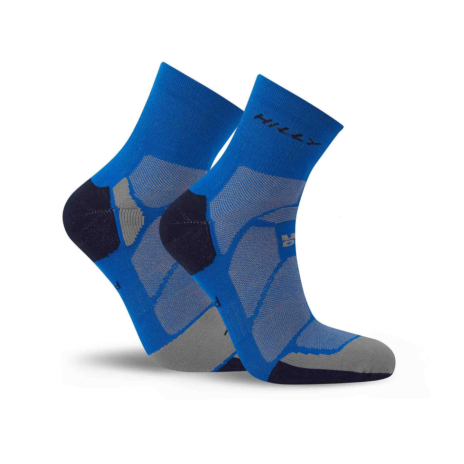 A pair of Hilly Unisex Marathon Fresh Anklet Running Socks in the Cobalt/Iron colourway. (8597779611810)