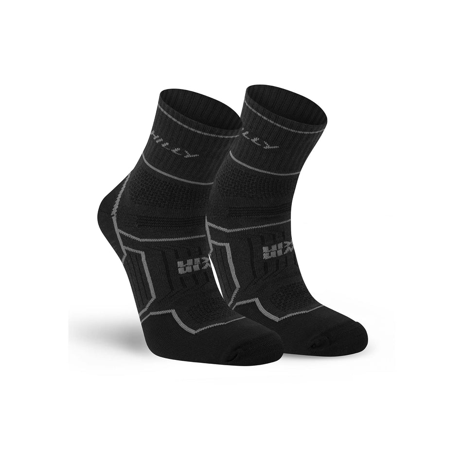 A pair of Hilly Unisex Twin Skin Anklet Running Socks in the Black/Anthracite colourway. (8597751627938)
