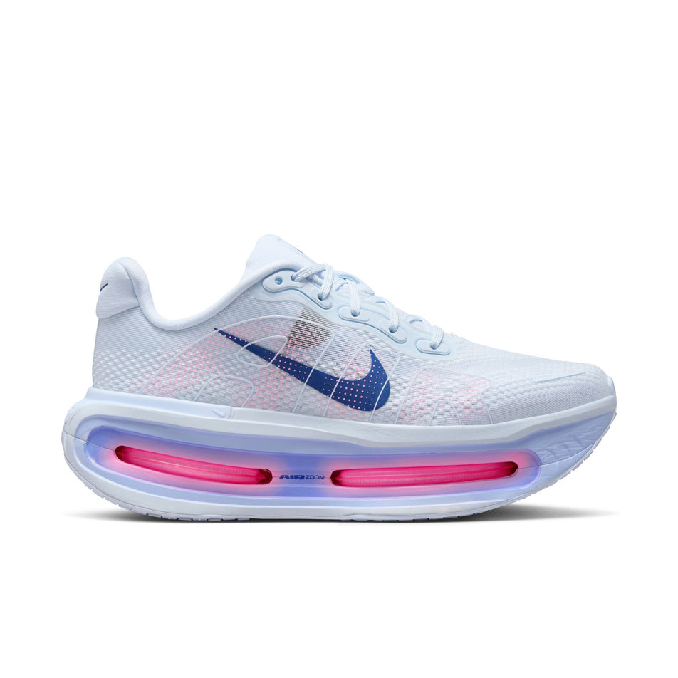 Lateral view of the right shoe from a pair of Nike Women's Vomero Premium Running Shoes in the Blue Tint/Deep Royal Blue-Aluminum colourway. (8756155809954)