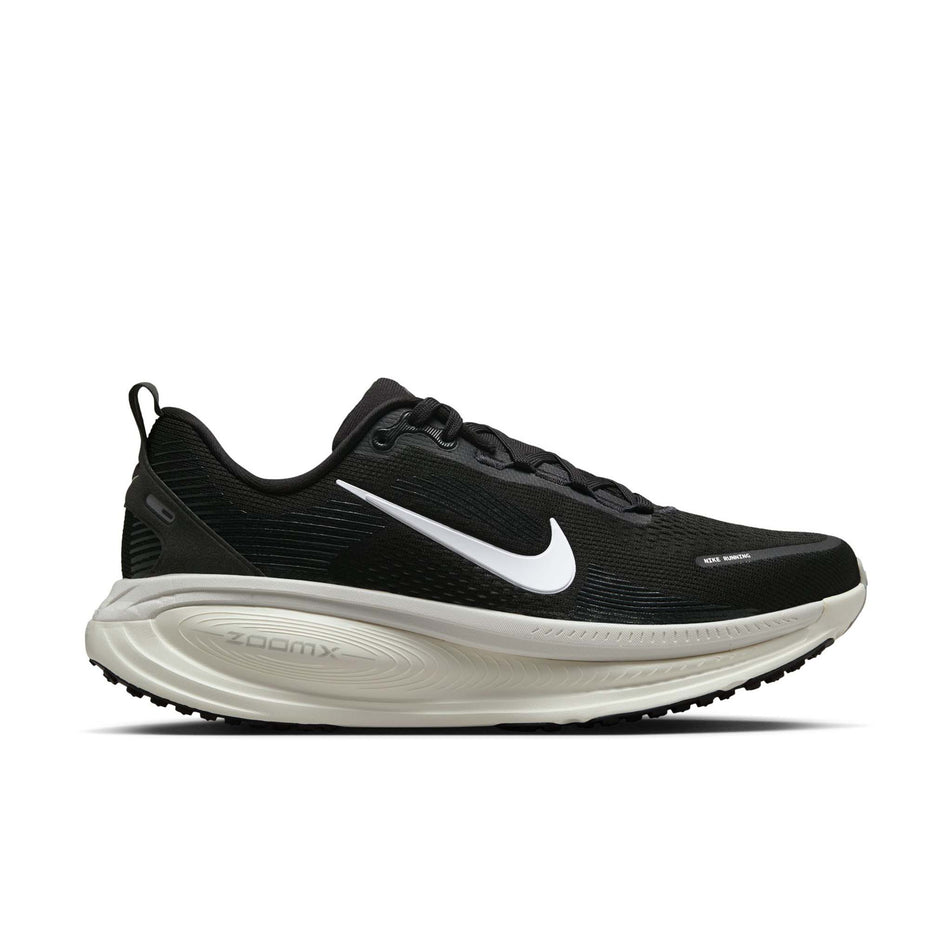 Lateral view of the right shoe from a pair of Nike Men's Vomero 18 Road Running Shoes in the Black/Summit White-Coconut Milk colourway. (8684566708386)