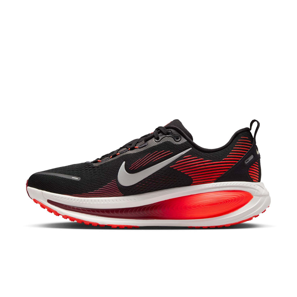 Medial view of the right shoe from a pair of Nike Men's Vomero 18 Road Running Shoes in the Black/Summit White-Bright Crimson colourway. (8684579061922)