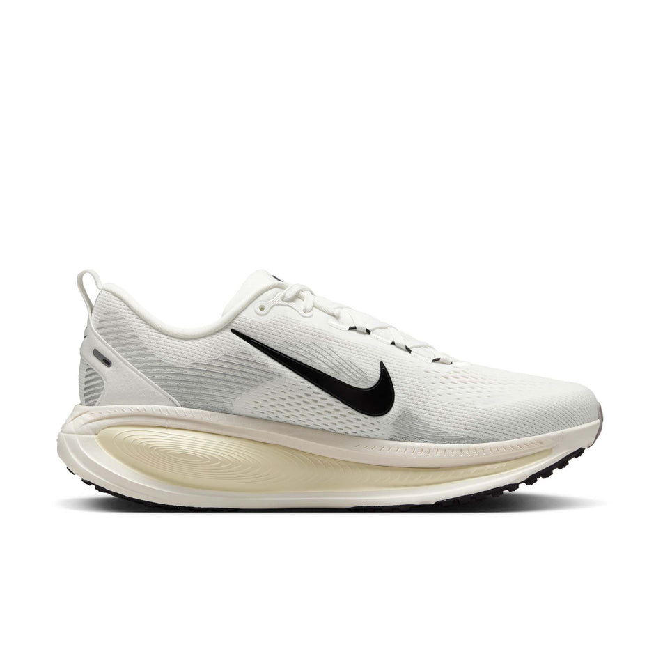 Medial view of the left shoe from a pair of Nike Men's Vomero 18 Road Running Shoes in the Summit White/Black-Coconut Milk colourway. (8574627086498)