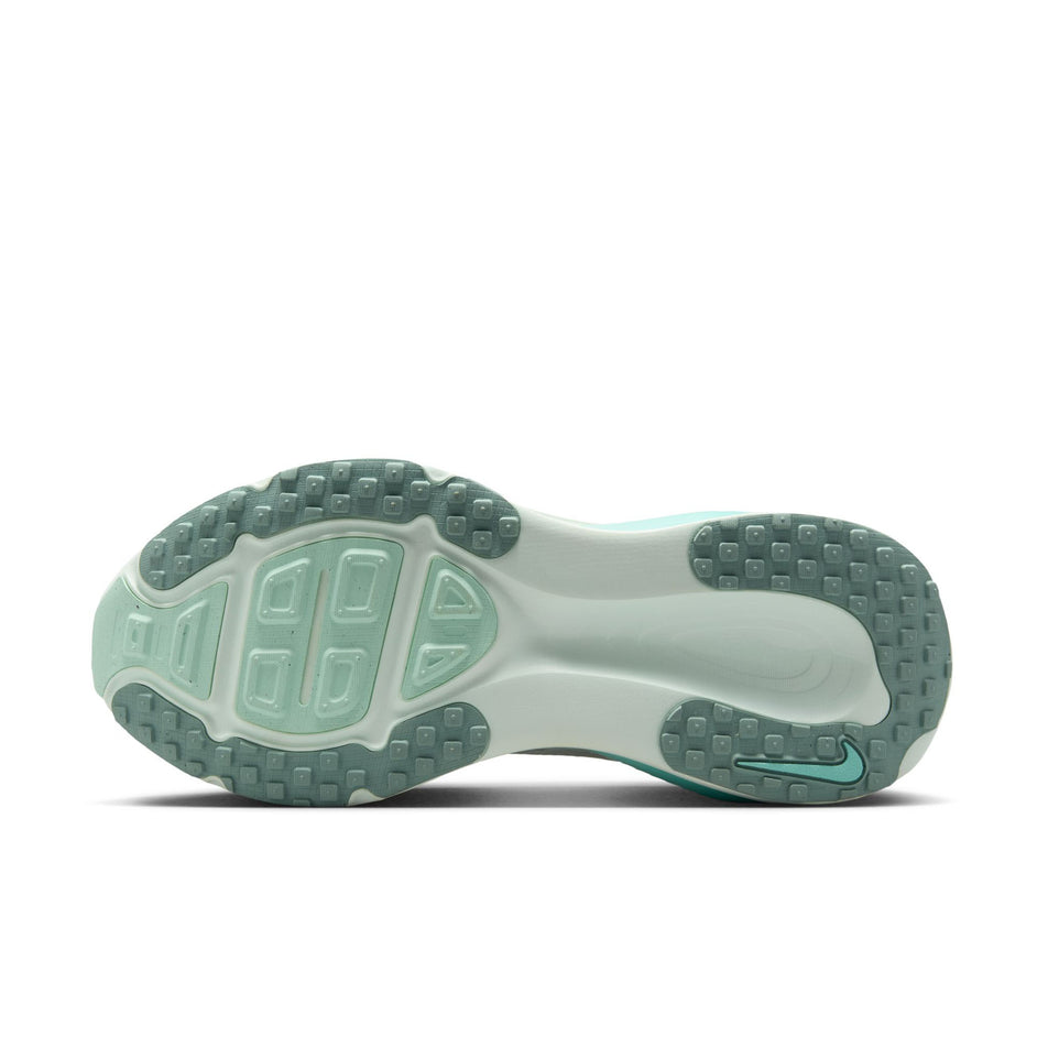 The outsole of the left shoe from a pair of Nike Women's Vomero 18 Road Running Shoes in the White/Cannon-Bleached Turq-Mint Foam colourway. (8686791000226)