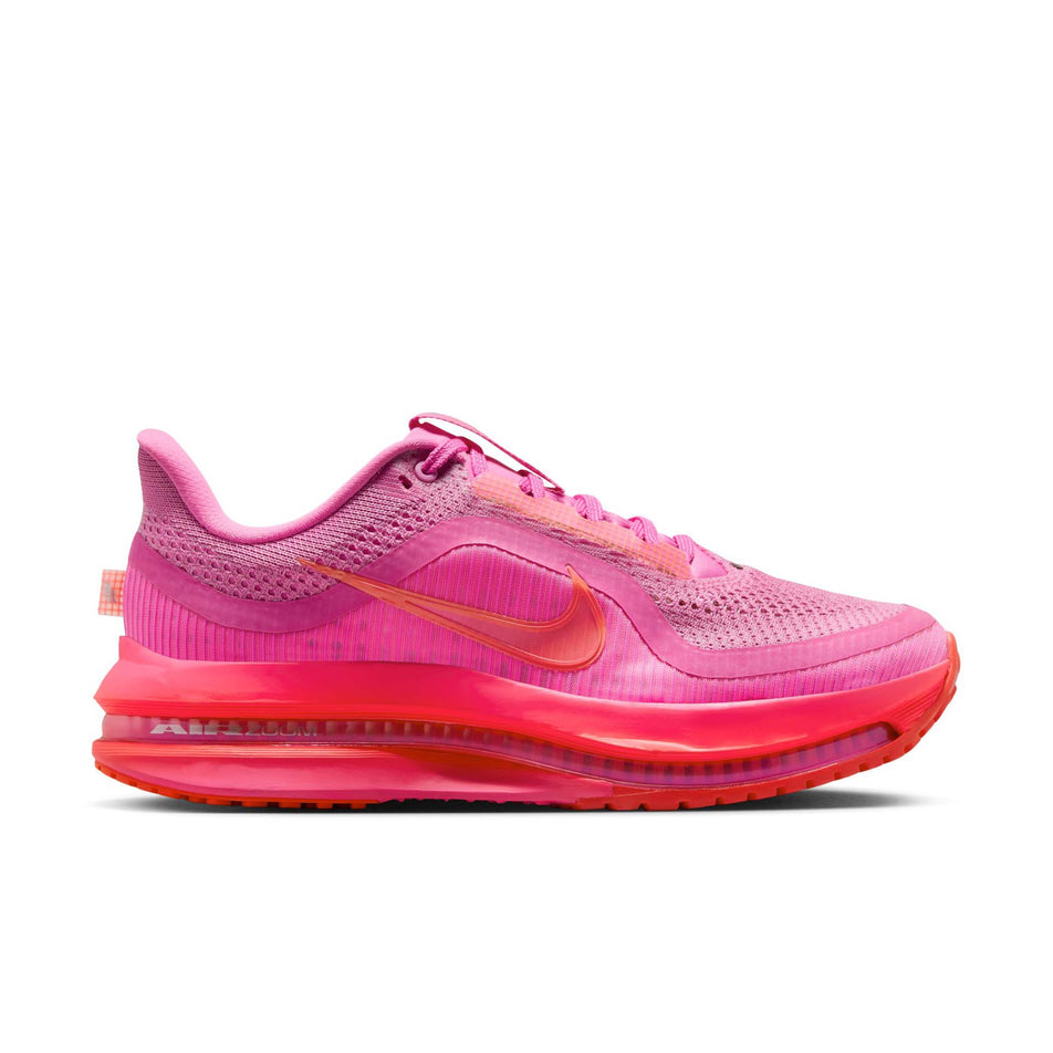 Lateral view of the right shoe from a pair of Nike Women's Pegasus Premium Road Running Shoes in the Playful Pink/Bright Crimson-Hyper Pink colourway. (8684696371362)