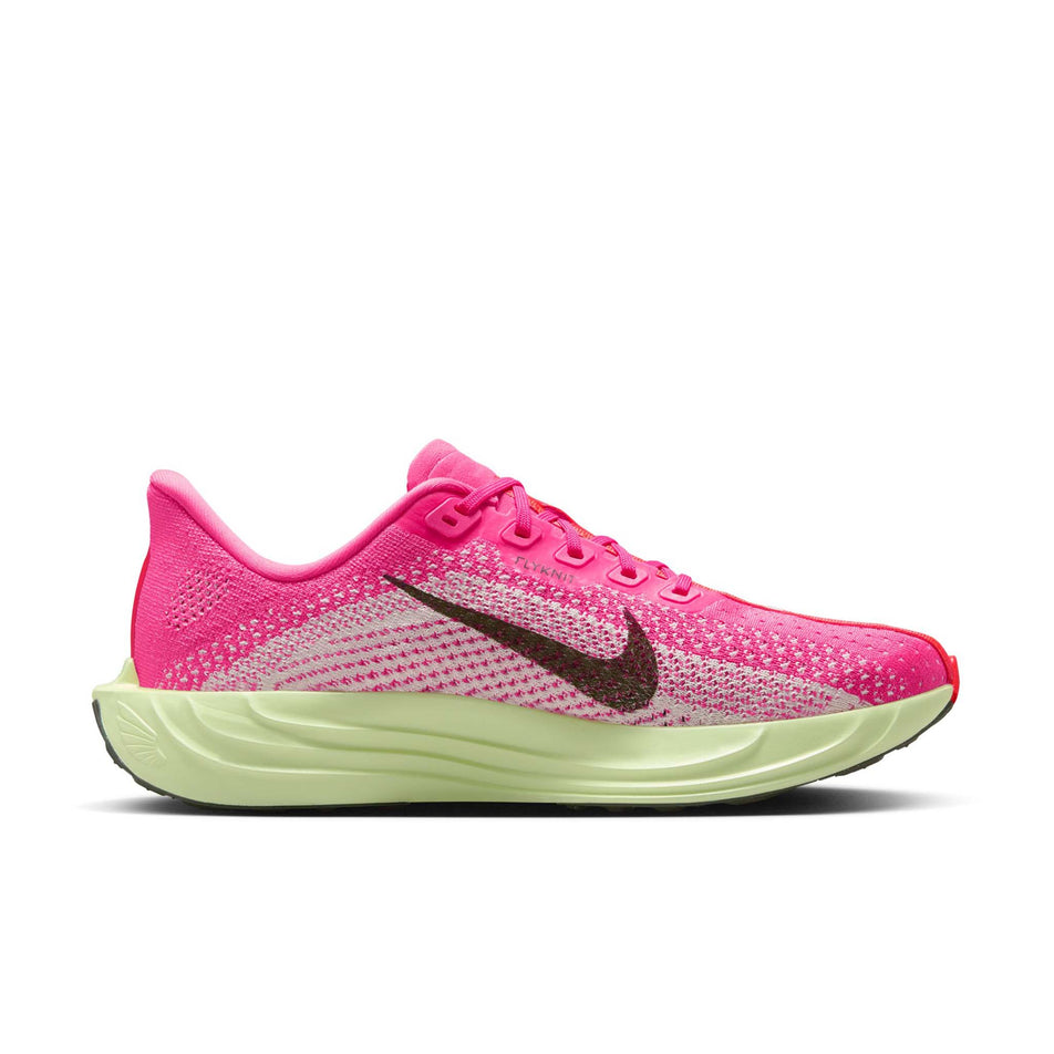 Medial view of the left shoe from a pair of Nike Women's Pegasus Plus Road Running Shoes in the Hyper Pink/Sequoia-Bright Crimson colourway. (8615305871522)