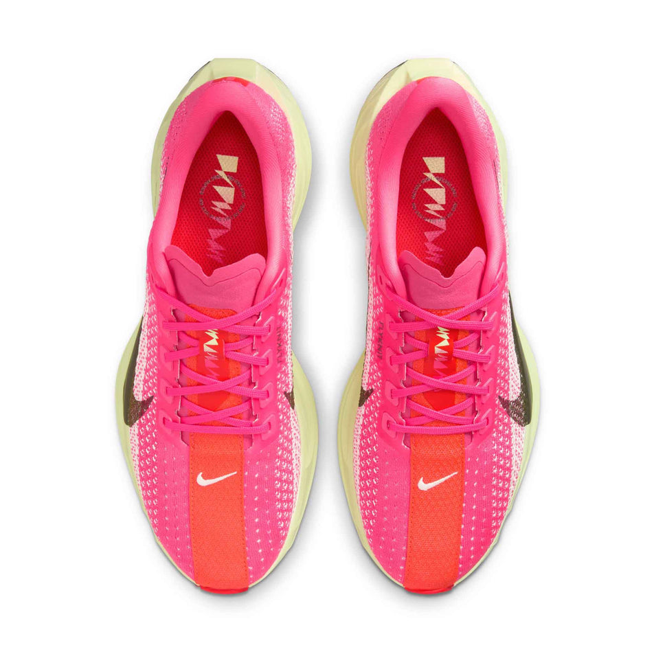 The uppers on a pair of Nike Women's Pegasus Plus Road Running Shoes in the Hyper Pink/Sequoia-Bright Crimson colourway. (8615305871522)