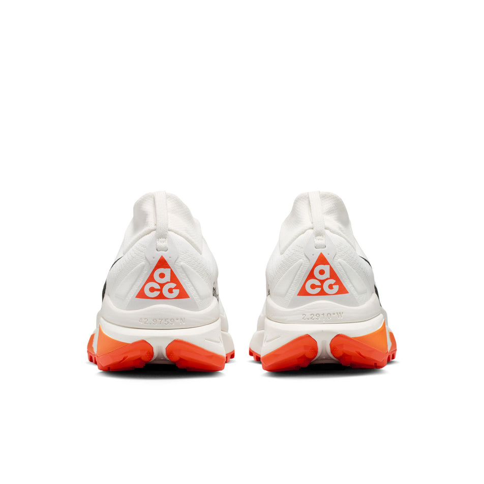 The back of a pair of Nike Men's ACG Zegama Trail Running Shoes in the Summit White/Black-Phantom-Safety Orange colourway.
