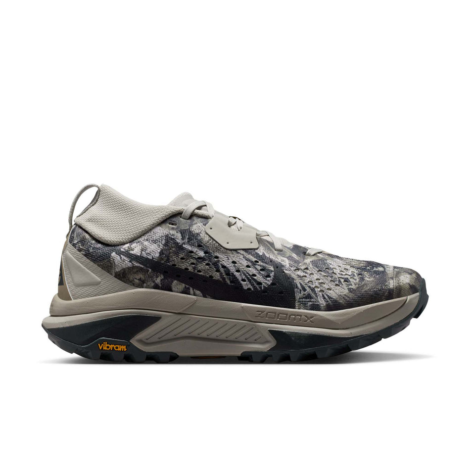 Lateral view of the right shoe from a pair of Nike Women's ACG Zegama Trail Running Shoes in the Spruce Fog/Black Spruce-Sea Glass-Black colourway.