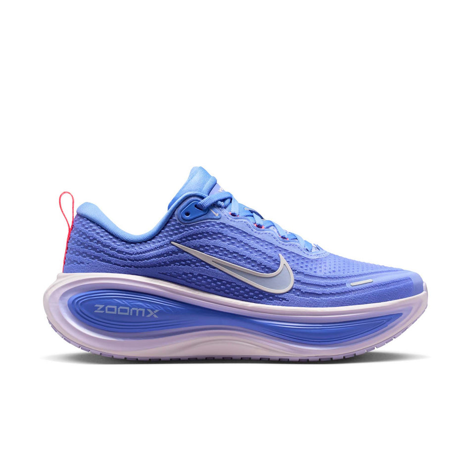 Lateral view of the right shoe from a pair of Nike Women's Vomero Plus Road Running Shoes in the Sapphire/Light Violet-Violet Mist colourway.