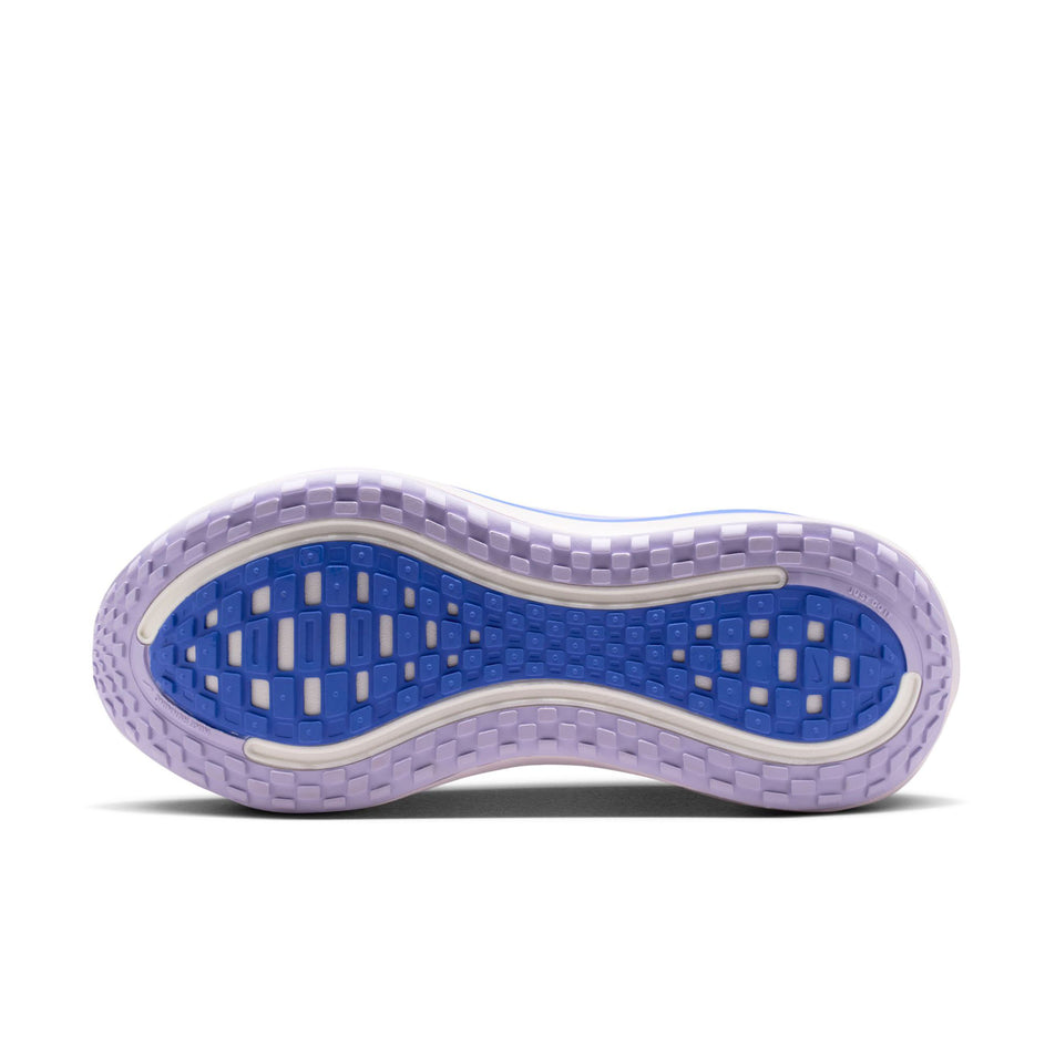 The outsole of the left shoe from a pair of Nike Women's Vomero Plus Road Running Shoes in the Sapphire/Light Violet-Violet Mist colourway.