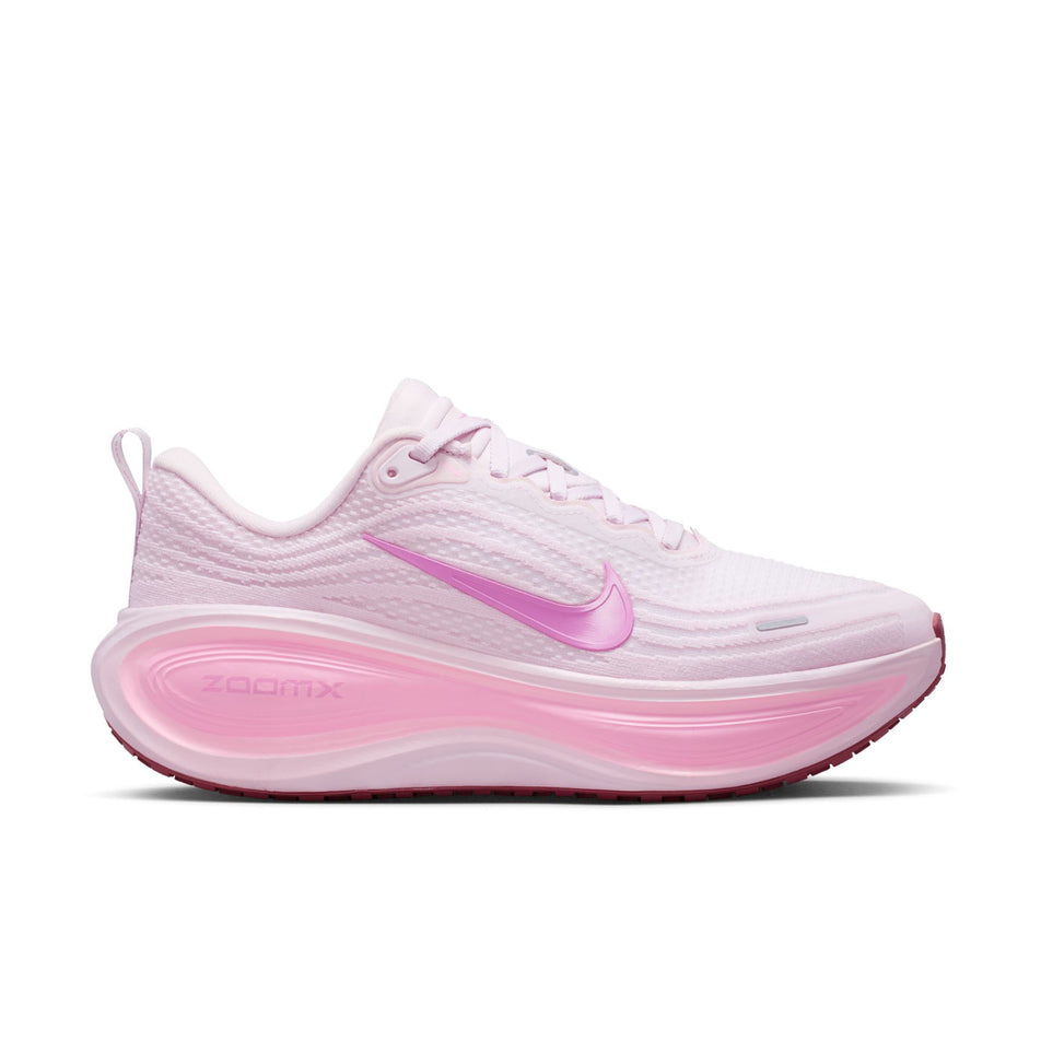 Lateral view of the right shoe from a pair of Nike Women's Vomero Plus Road Running Shoes in the Bleached Lilac/Light Magenta-Pink Rise colourway.