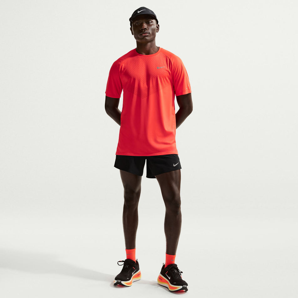 Front view of a model wearing the Nike Men's Stride Dri-FIT 5