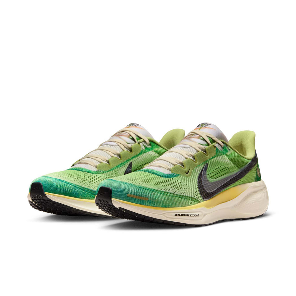 A pair of Nike Men's Pegasus 41 SE Road Running Shoes in the Multi-Color/Clear-Vivid Green-Dark Apple colourway. (8724595540130)