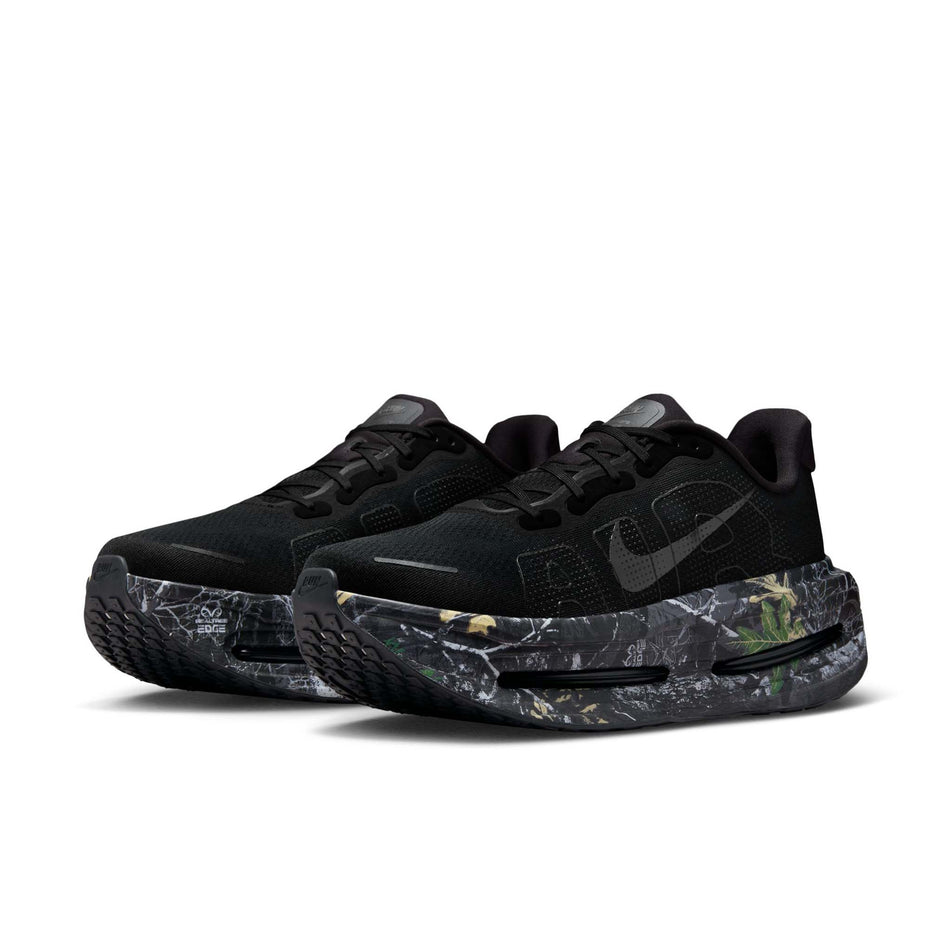 A pair of Nike Men's Vomero Premium Realtree® Road Running Shoes in the Black/Dark Smoke Grey/Anthracite/Metallic Dark Grey colourway.