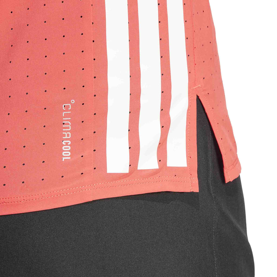 Close up view of the CLIMACOOL logo on the adidas Women's Adizero Tee in the Semi Lucid Red colourway. (8567020880034)