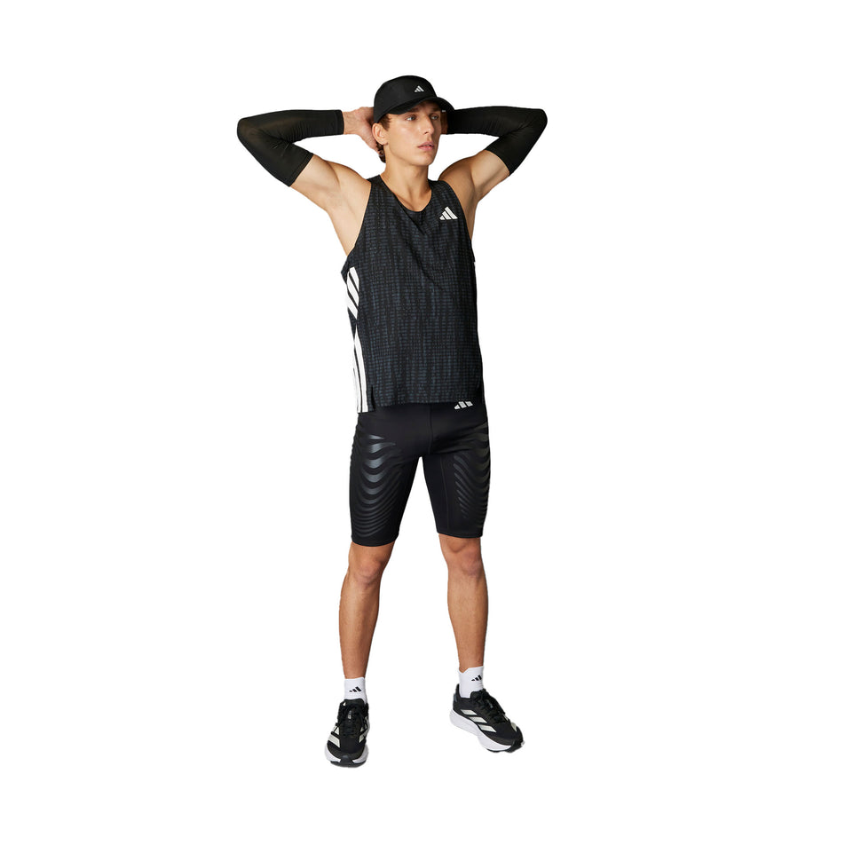 Front view of a model wearing the adidas Men's Adizero Singlet in the Carbon/Black colourway. (8599938433186)