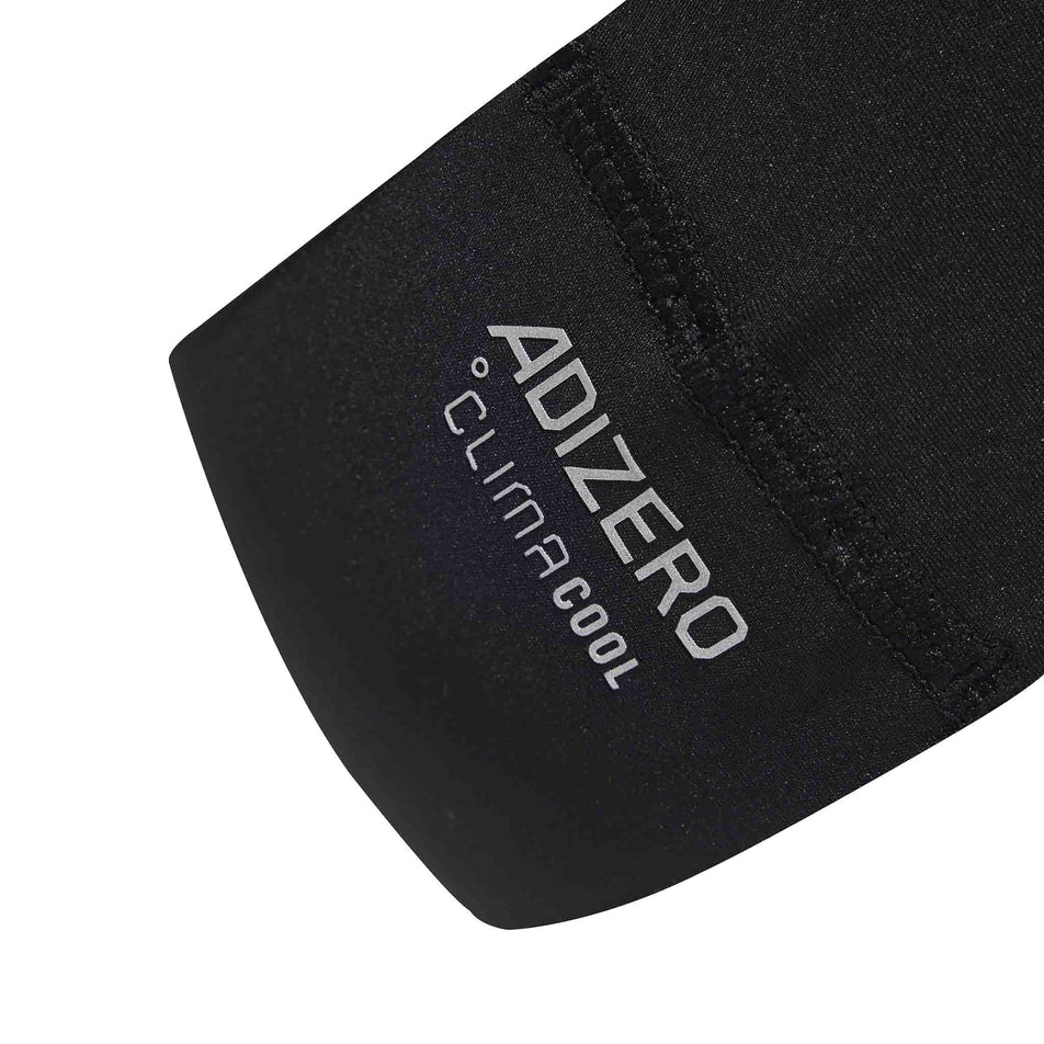 Close up of the Adizero CLIMACOOL branding on the adidas Unisex Run CC Headband in the Black/Reflective Silver colourway. (8679870398626)